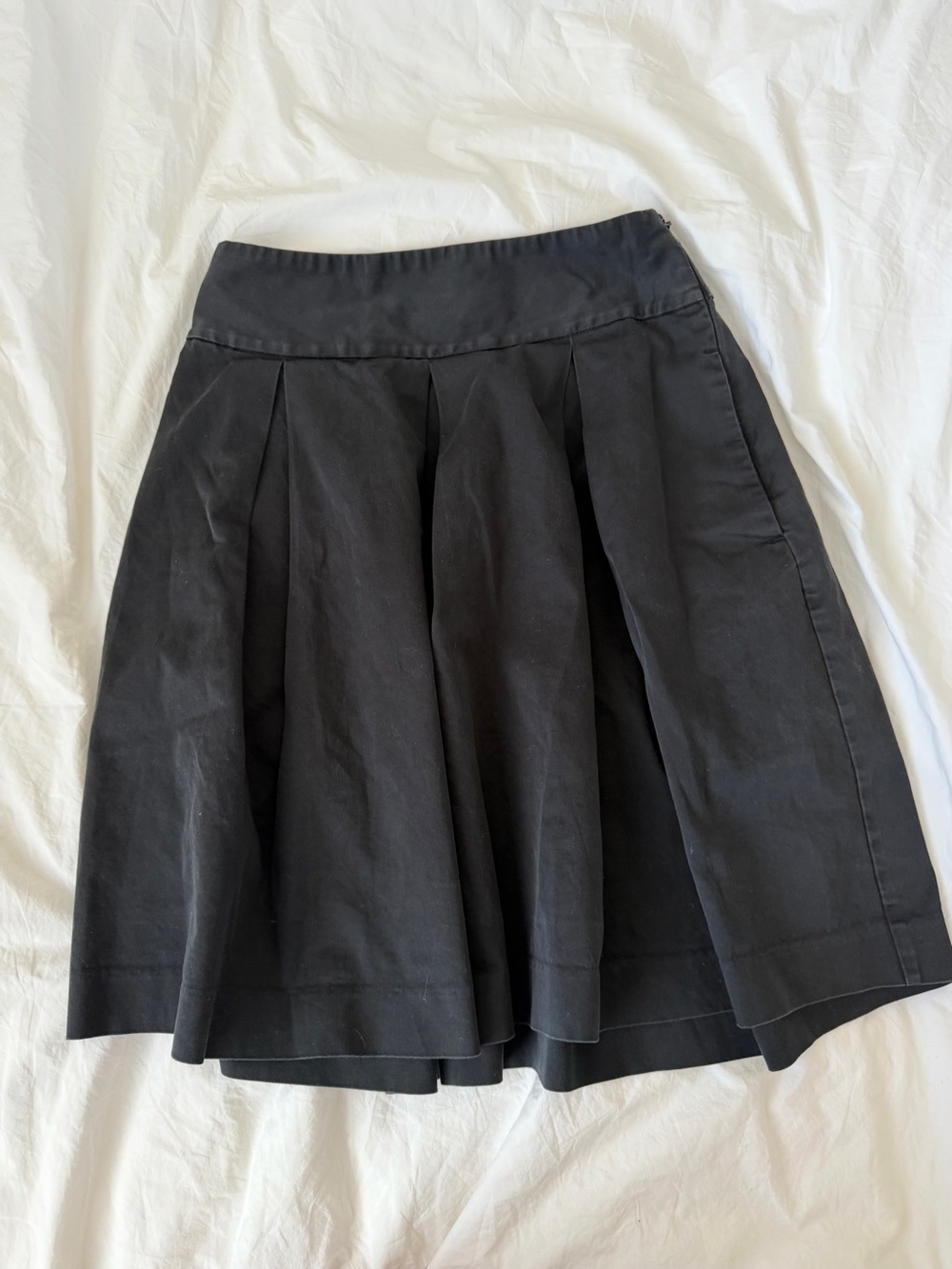 2000s pleated express skirt